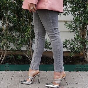 Liverpool Gray High Rise Ankle Jeans
